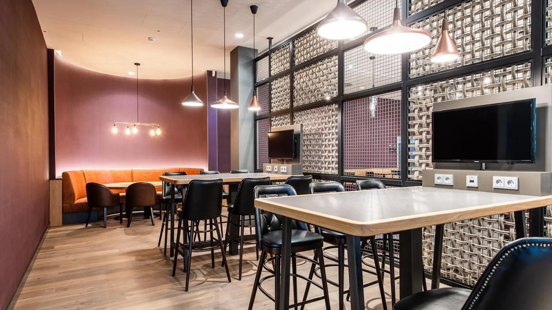 Premier Inn Hamburg St. Pauli 3*,  Germany