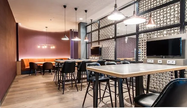 Premier Inn Hamburg St. Pauli Hotel
